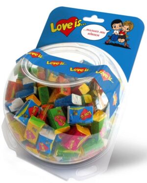 Жевательная резинка Love is ШАР 200 шт