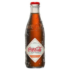 Газированный напиток Coca-Cola Фирменный Абрикос с экстрактом сосны 250мл Стекло